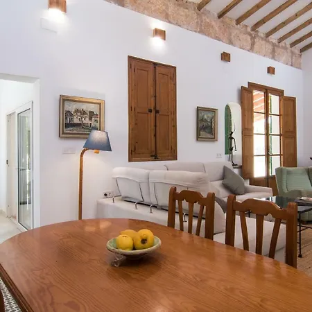 Valls Villa *